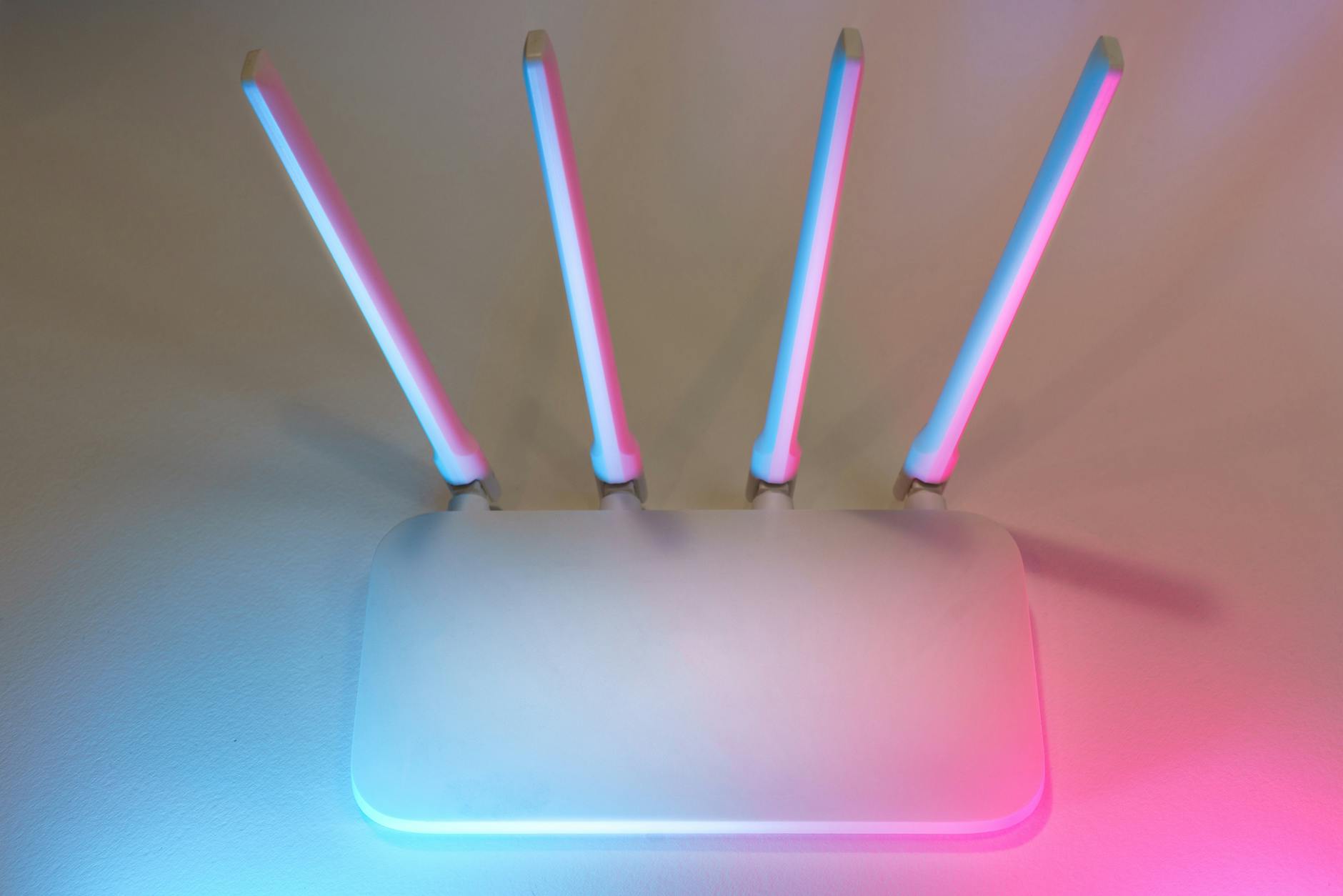 modern wireless router with antennas