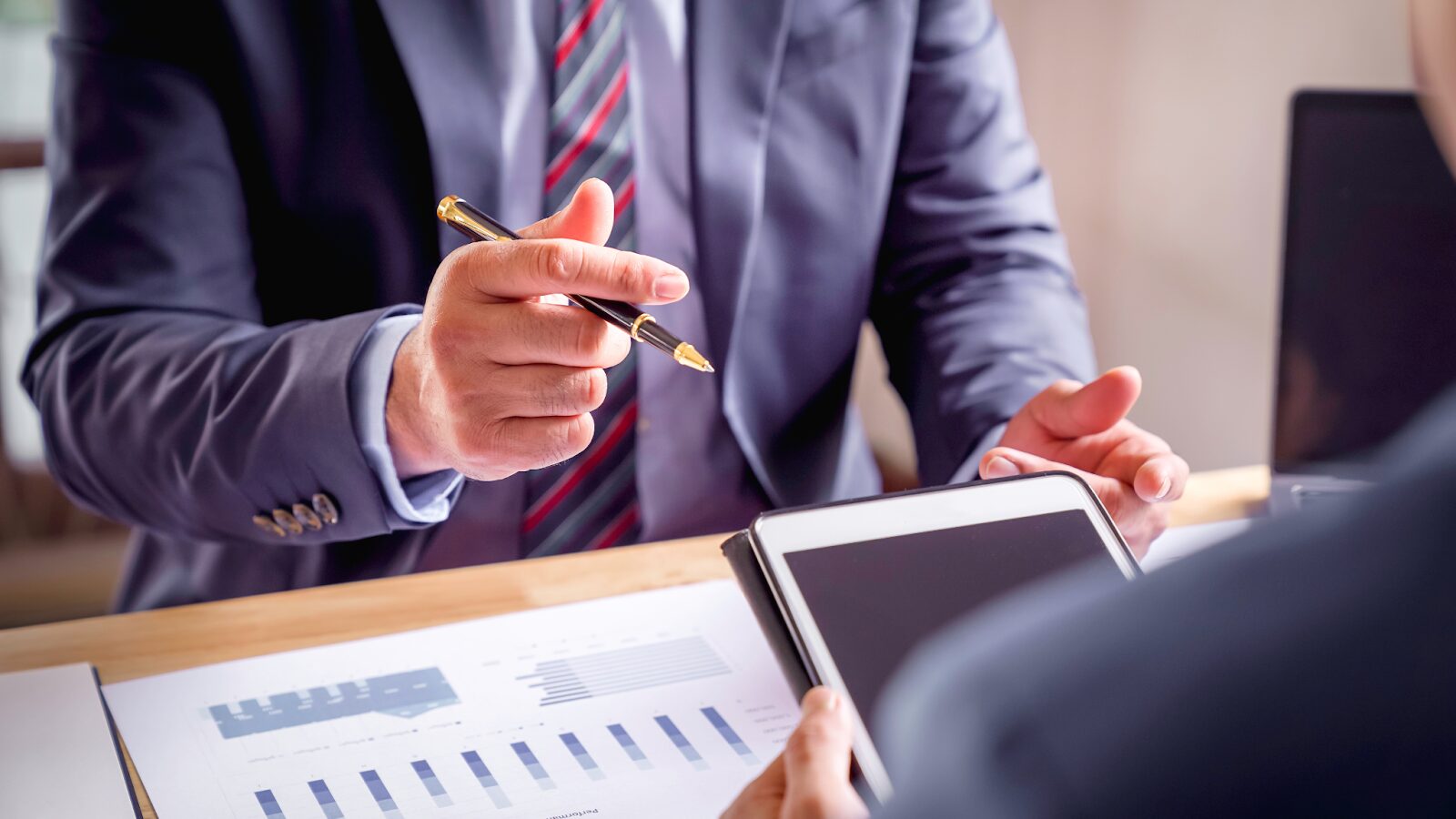 The Role of Outsourced Controller Services in Preparing for Investor Meetings